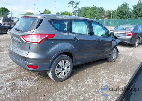 2014 Ford Escape S z USA, uszkodzony, nr VIN 1FMCU0F76EUC18932